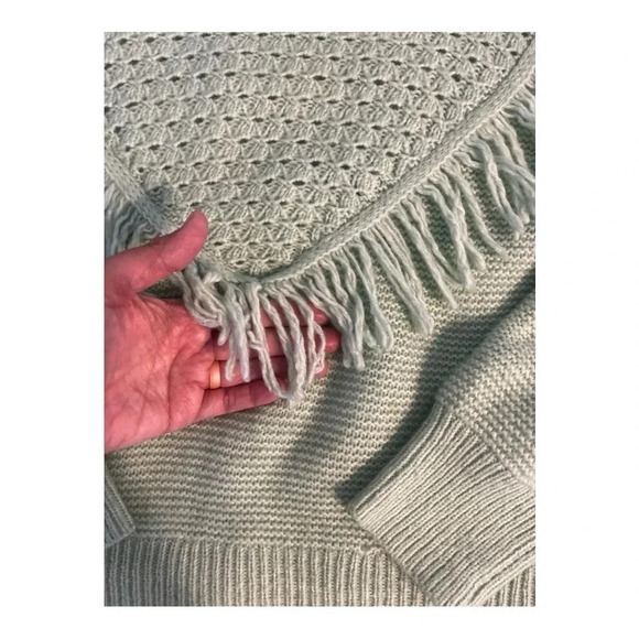 SCOOP Women’sl Crochet Fringe Sweater Sage Green - Picture 5 of 10